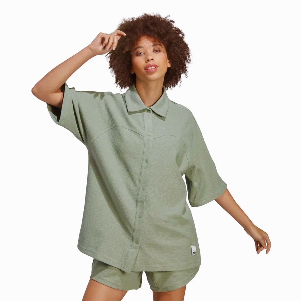 Adidas Women’s Lounge Terry Loop Snap Front Over Sized Shirt-Sage Green XS EUC